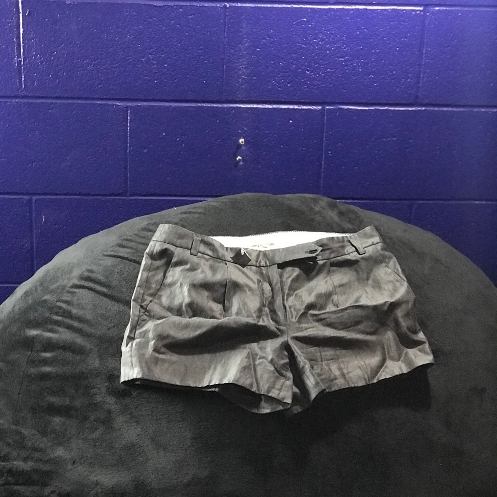 Women’s shorts grey linen/wool